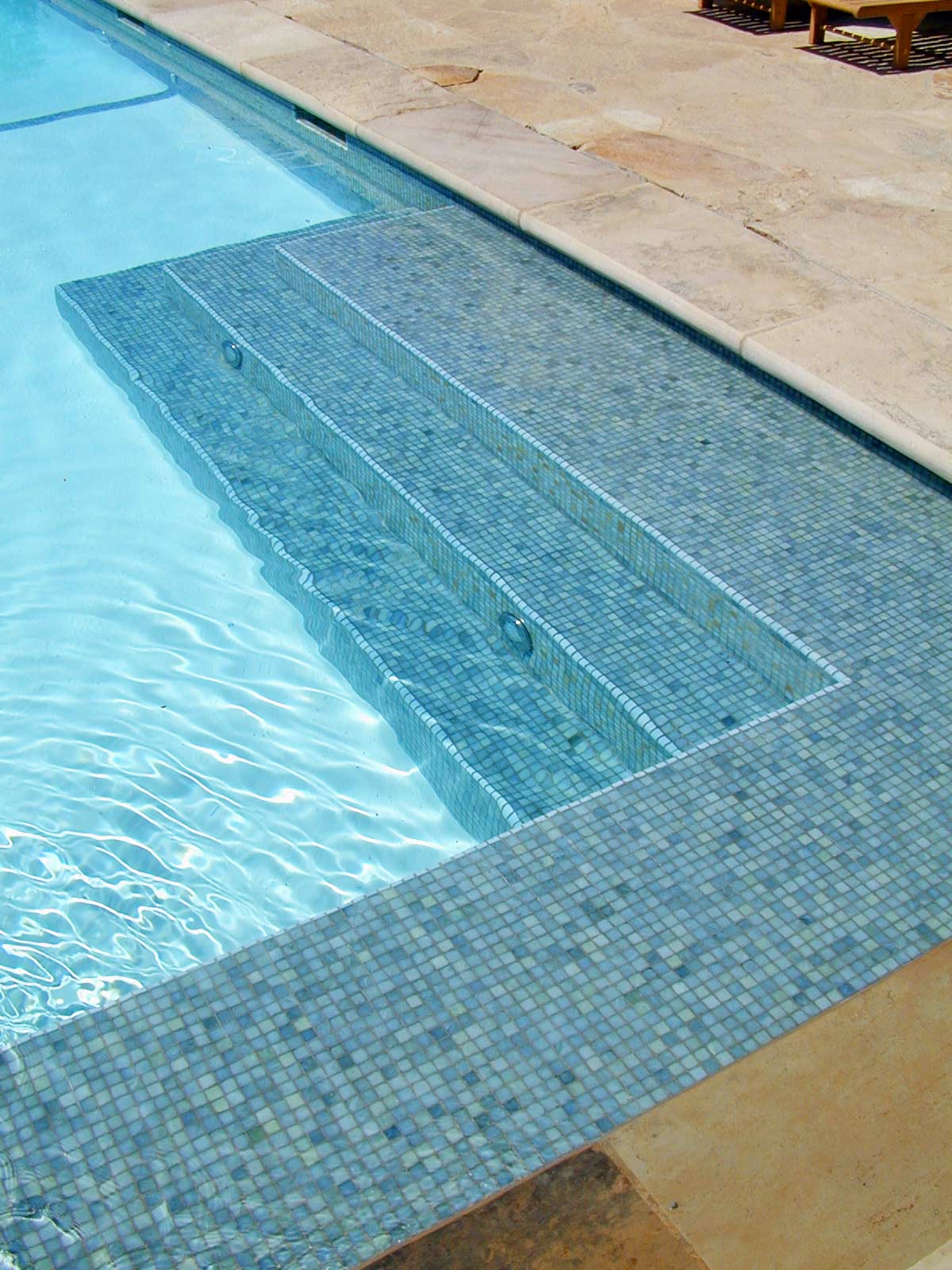 Estate Pool stemps with tiled entry